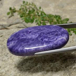 Charoïte violet naturelle coupe ovale, 35,71 ct, opaque