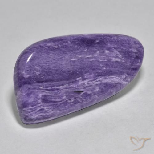 Charoïte Violet moyen naturelle Fantaisie, 46.54 ct, Opaque
