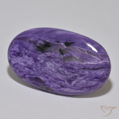 Charoïte Violet moyen naturelle ovale, 56.50 ct, Opaque