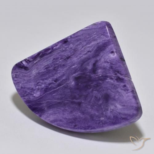 Charoïte Violet moyen naturelle Fantaisie, 55.11 ct, Opaque