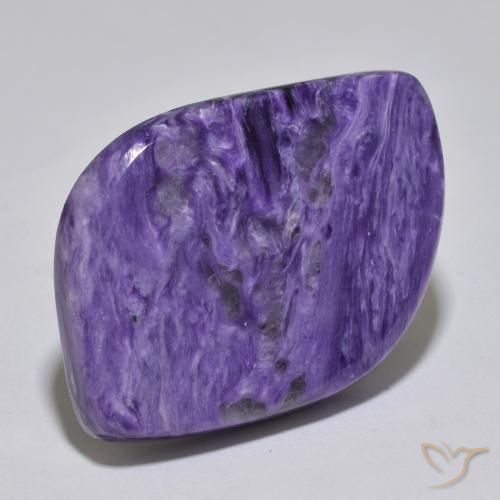 Charoïte Violet pourpre velours naturelle Fantaisie, 54.20 ct, Opaque