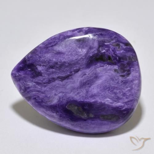 Charoïte violet naturelle en forme de poire, 43,63 ct, opaque