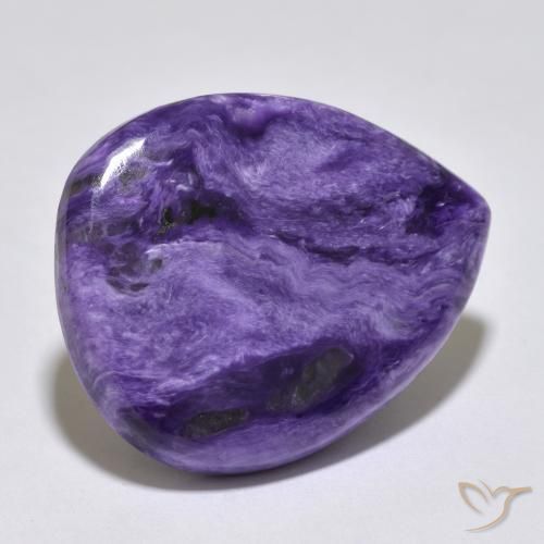 Charoïte violet naturelle en forme de poire, 43,63 ct, opaque