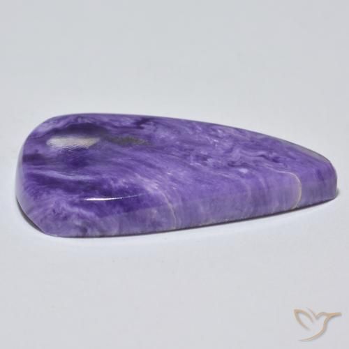 Charoïte violet naturelle en forme de poire, 25,37 ct, opaque