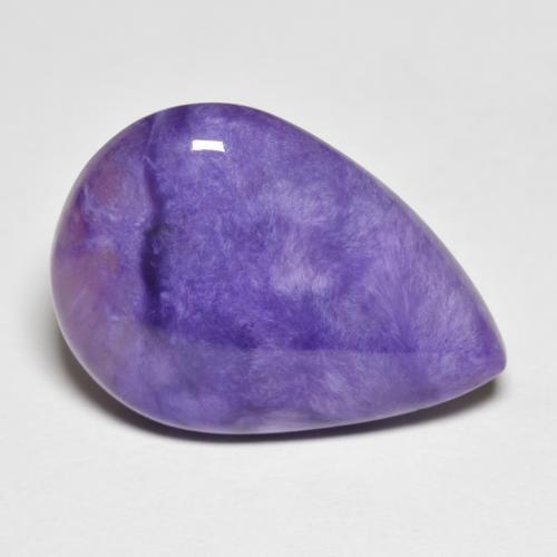 Charoïte violet intense naturelle en forme de poire, 11,44 ct, opaque