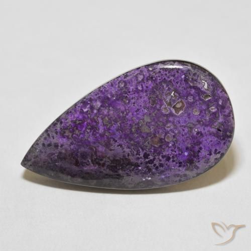 Charoïte Violet pourpre velours naturelle En forme de poire, 29.01 ct, Opaque