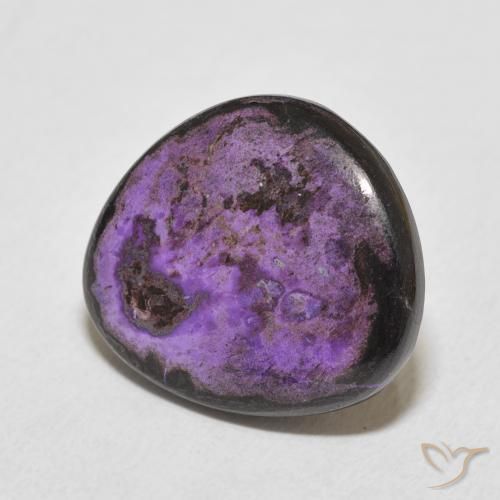 Charoïte Violet pourpre velours naturelle Fantaisie, 14.04 ct, Opaque