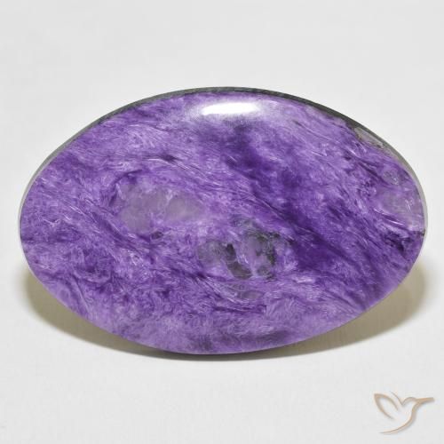 Charoïte Violet pourpre léger naturelle Coupe ovale, 38.87 ct, Opaque