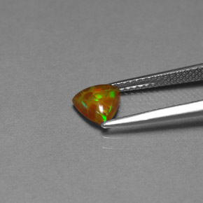 Opale chocolat multicolore naturelle transparent, 0,52 ct, transparent / translucide