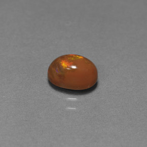 Opale Chocolat Multicolore naturelle Coupe ovale, 0.69 ct, Opaque