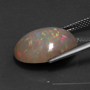 Opale chocolat multicolore naturelle coupe ovale, 5,59 ct, opaque