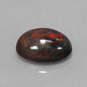 Opale Chocolat Multicolore naturelle Coupe ovale, 2.44 ct, Translucide