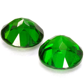 Achetez naturel ct vert diopside de chrome gems, coupe roude, en provenance russie chez gemselect. en stock, livraison internationale!