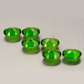 Achetez naturel ct vert diopside de chrome gems, coupe ovale, en provenance russie chez gemselect. en stock, livraison internationale!