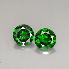 Achetez naturel ct vert diopside de chrome gems, coupe roude, en provenance russie chez gemselect. en stock, livraison internationale!