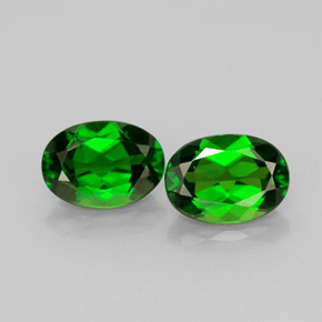 Achetez naturel ct vert diopside de chrome gems, coupe ovale, en provenance russie chez gemselect. en stock, livraison internationale!