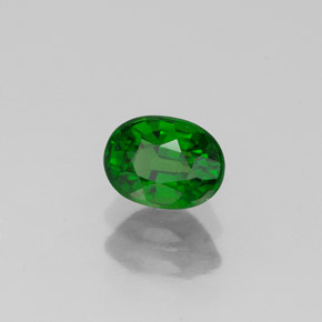 Diopside de chrome vert naturelle coupe ovale, 0,66 ct, VS