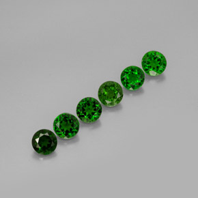 Achetez naturel ct vert diopside de chrome gems, coupe roude, en provenance russie chez gemselect. en stock, livraison internationale!