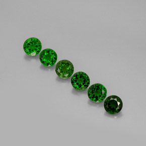 Achetez naturel ct vert diopside de chrome gems, coupe roude, en provenance russie chez gemselect. en stock, livraison internationale!