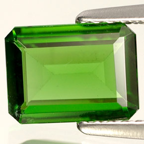 Diopside Chrome Vert naturelle Taille émeraude, 1.14 ct, VS