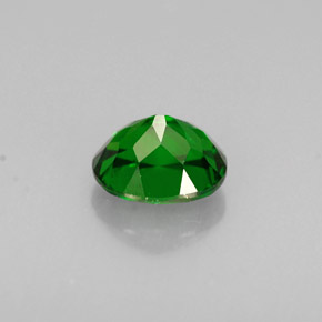 Diopside de chrome vert naturelle coupe ovale, 0,68 ct, VS