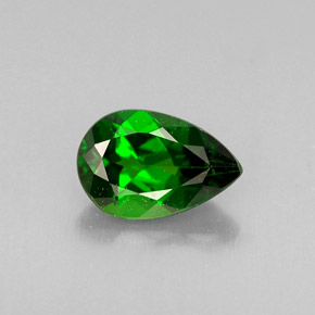 Diopside Chrome Vert naturelle En forme de poire, 0.72 ct, VVS-VS