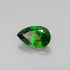 Diopside Chrome Vert naturelle En forme de poire, 0.72 ct, VVS-VS