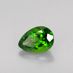 Diopside Chrome Vert naturelle En forme de poire, 0.79 ct, VVS-VS