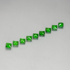 Achetez naturel ct vert diopside de chrome gems, carré, en provenance russie chez gemselect. en stock, livraison internationale!