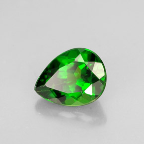 Diopside de chrome vert naturelle en forme de poire, 0,70 ct, VS