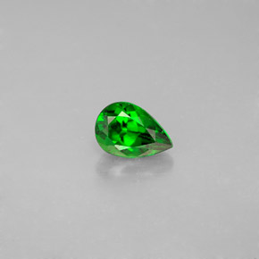 Diopside de chrome vert naturelle en forme de poire, 0,60 ct, VVS