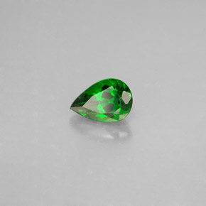 Diopside de chrome vert naturelle en forme de poire, 0,60 ct, VVS