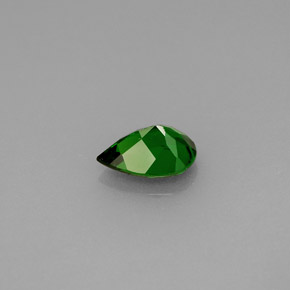 Diopside Chrome Vert naturelle En forme de poire, 0.64 ct, VS