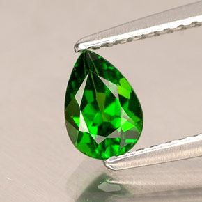 Diopside de chrome vert naturelle en forme de poire, 0,69 ct, VVS-VS
