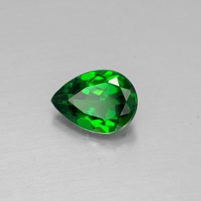 Diopside de chrome vert naturelle en forme de poire, 0,59 ct, VVS-VS