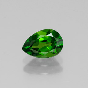 Diopside Chrome Vert naturelle En forme de poire, 0.80 ct, VVS-VS