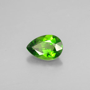 Diopside Chrome Vert naturelle En forme de poire, 0.57 ct, VVS-VS