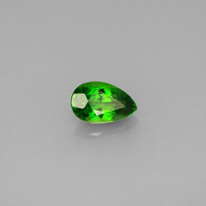 Diopside de chrome vert naturelle en forme de poire, 0,46 ct, VVS