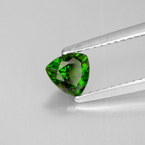 Diopside Chrome Vert naturelle Trillion, 0.57 ct, VS