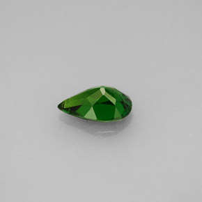 Diopside Chrome Vert naturelle En forme de poire, 0.82 ct, VS