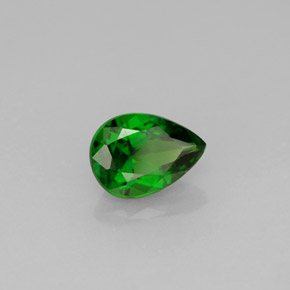 Diopside Chrome Vert naturelle En forme de poire, 0.79 ct, VS