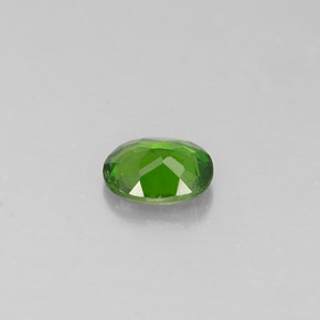 Diopside de chrome vert naturelle coupe ovale, 0,28 ct, VS