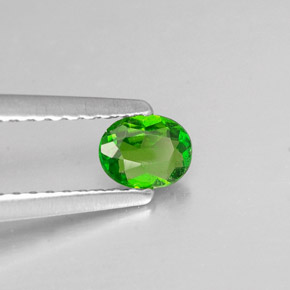 Diopside de chrome vert naturelle coupe ovale, 0,23 ct, VS