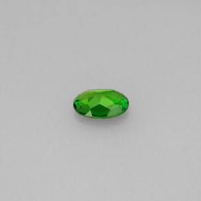 Diopside de chrome vert naturelle coupe ovale, 0,33 ct, VS