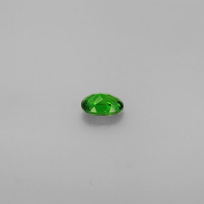 Diopside de chrome vert naturelle coupe ovale, 0,30 ct, VS