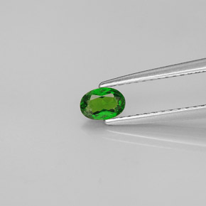 Diopside Chrome Vert naturelle Coupe ovale, 0.28 ct, VS