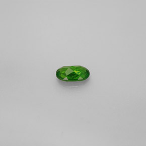 Diopside de chrome vert naturelle coupe ovale, 0,26 ct, VS