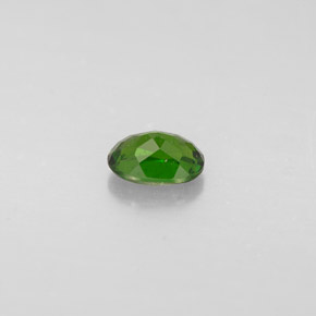 Diopside de chrome vert naturelle coupe ovale, 0,32 ct, VS