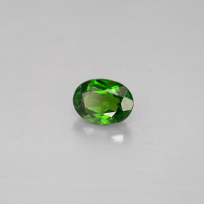 Diopside Chrome Vert naturelle Coupe ovale, 0.40 ct, VS