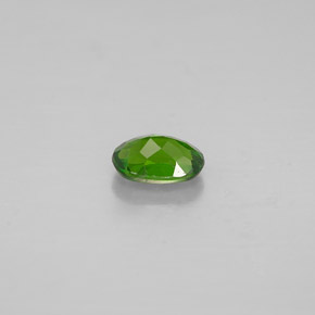 Diopside de chrome vert naturelle coupe ovale, 0,26 ct, VS